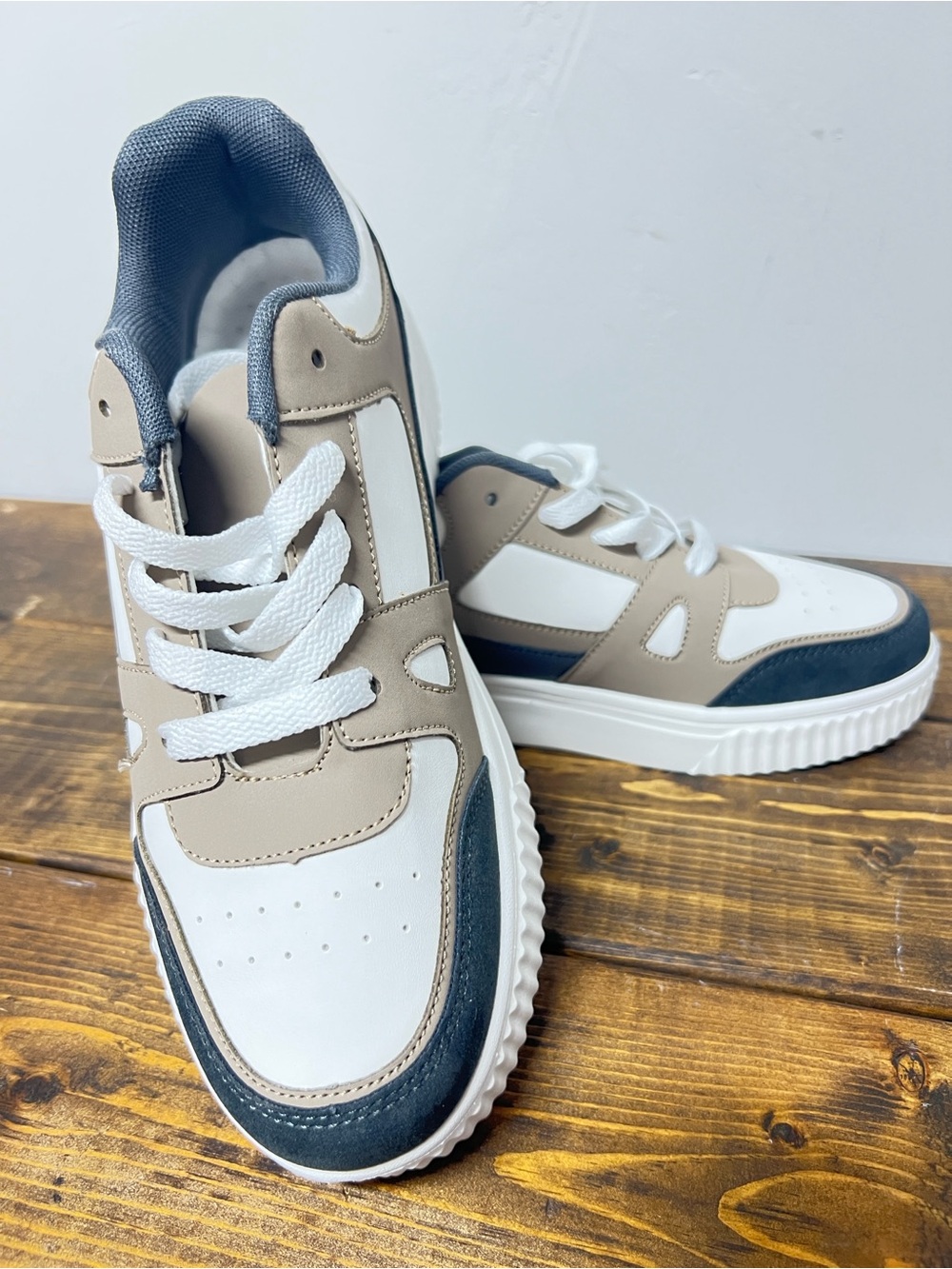 Women’s unbranded color block sneakers